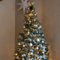 Künstlicher Weihnachtsbaum 'Millington grün gefrostet' - Weihnachtskollektion