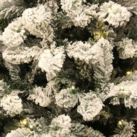 Künstlicher Weihnachtsbaum 'Millington grün gefrostet' inkl. LED-Beleuchtung - Kunstweihnachtsbäume